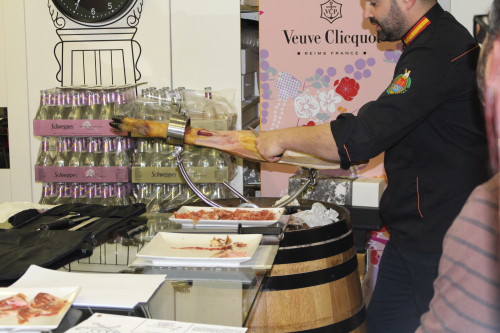 Curso corte de jamon Quiero Delicatessen Villena