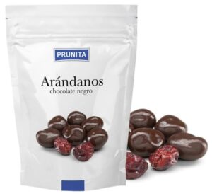 Fotografía de frutos secos Prunita con chocolate. Frutos secos con chocolate - Pasas con chocolate - Pistachos - arandanos - almendras - Prunita - Quiero Delicatessen - Villena - Alicante