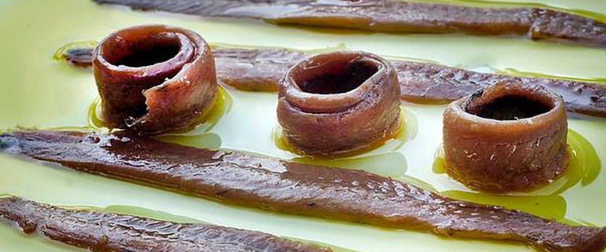 Imagen de unas anchoas M.A. Revilla. anchoas - revilla - anchoas mantequilla - anchoas ma revilla - quiero - delicatessen - villena - alicante - revilla anchoas mantequilla