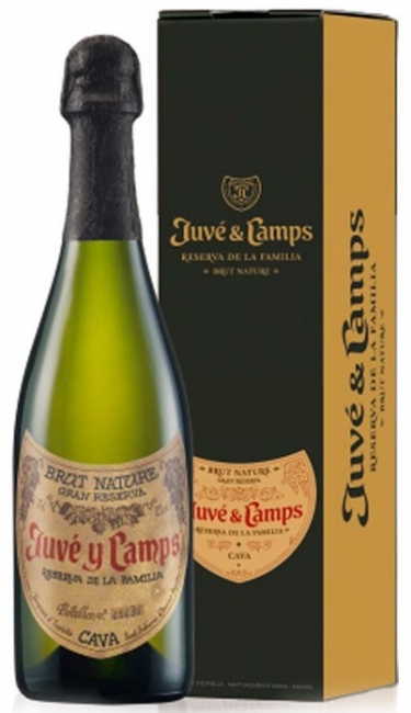 Cava Juv y Camps Reserva Familia Estuchado 2017